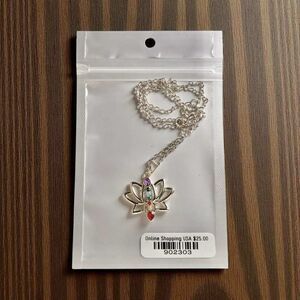 NEW Stunning Lotus Bloom Flower Silver Rainbow Chakra Pendant Necklace